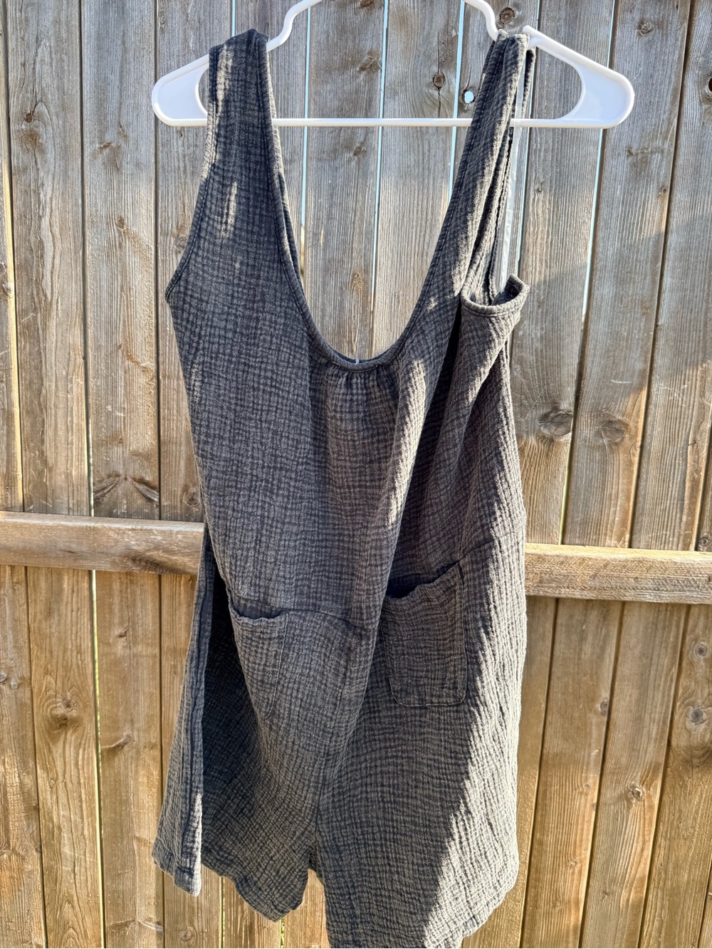 NWT Earthbound women’s Black/Charcoal Textured Romper, 100% cotton gauze